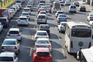 5 ayda 472 bin yeni araç trafiğe girdi