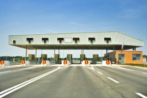 Almanya’da tüm yollar 1 Temmuz’dan itibaren paralı olacak