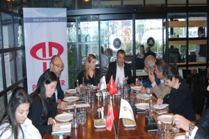 Akaryakıtta sahtecilik: LPG diye deodorant gazı satılıyor