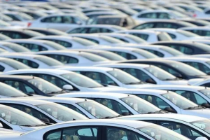 Otomotiv pazarı ekimde yüzde 40,1 daraldı