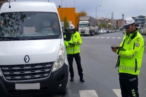 Maliyetleri düşürmek için korsana başladılar!