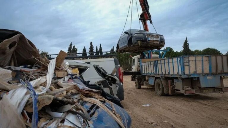 AB Den Otomotiv Sektöründe Yeni Dönem Ömrünü Tamamlayan Araçlar Için Kurallar Değişiyor