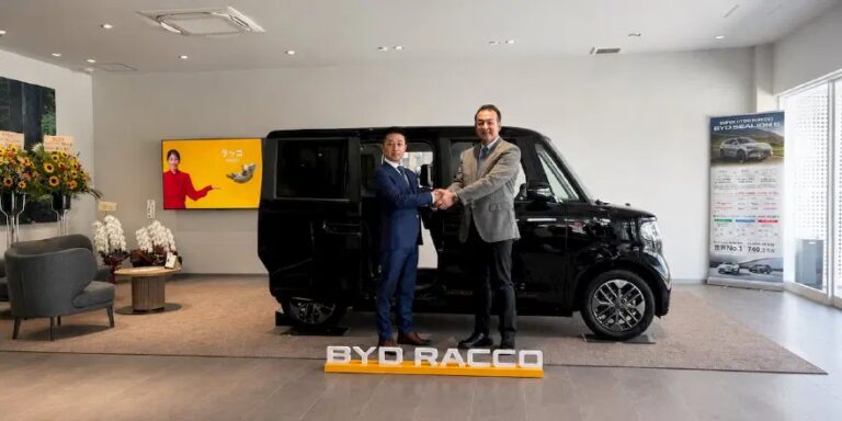 Byd Nin Mini Elektriklisi Japonya Da Beklentileri Aştı