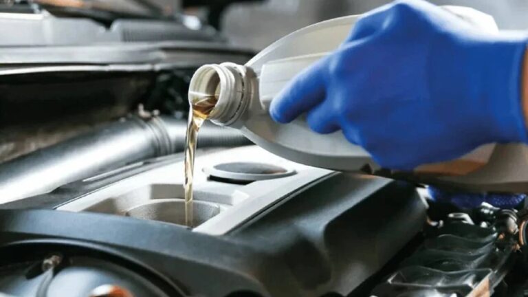 Motor Yağı Krizi Otomotiv Sektörünü Vurdu Stoklar Kritik Seviyede, Fiyatlar Artıyor