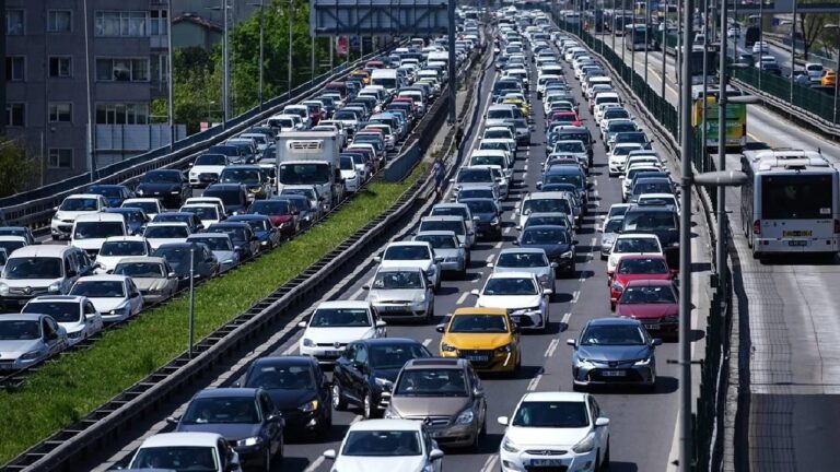 Temmuzda Trafiğe Kaydı Yapılan Taşıt Sayısında Sert Düşüş
