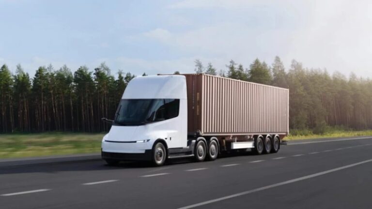 Elektrikli Tesla Semi Avrupa Yollarına çıkıyor İşte özellikleri