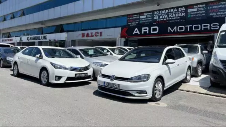 İkinci el otomobil piyasasında yaprak kıpırdamıyor