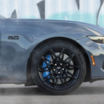 Yeni Mustang 5 Litrelik V8 Motor Ile Tanıtıldı