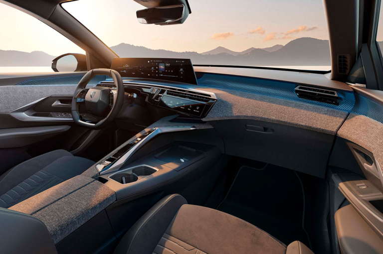 Peugeot Panoramik i-Cockpit ilk kez Yeni 3008’de kullanılacak