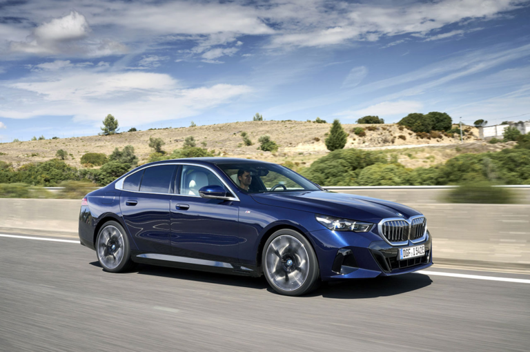 Yenilenen BMW 5 Serisi ön siparişe açıldı!