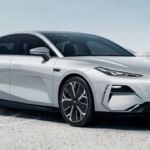665 Km Menzile Sahip Geely Galaxy E8 Piyasaya Çıkıyor: İşte Özellikleri