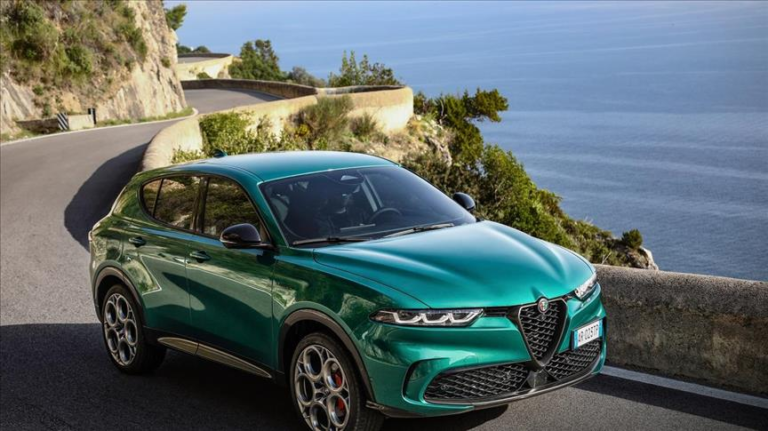 Alfa Romeo dünyada ve Türkiye’de büyümesini sürdürüyor
