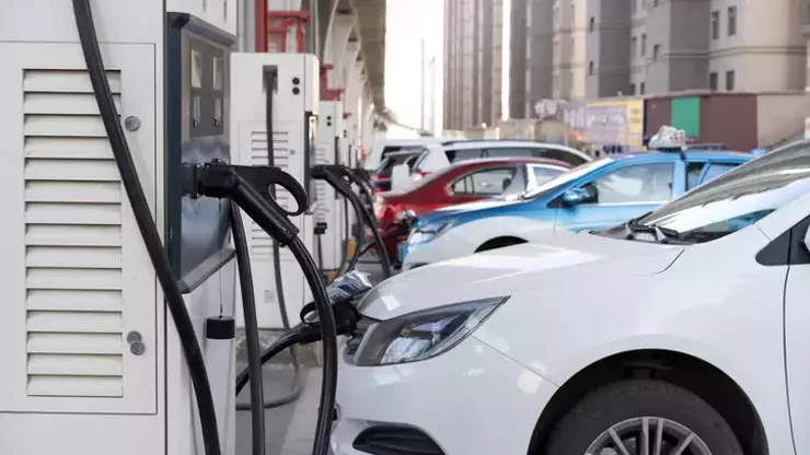 Ticaret Bakanlığı'ndan elektrikli araçlara düzenleme: Ne getirdi, ne götürdü?