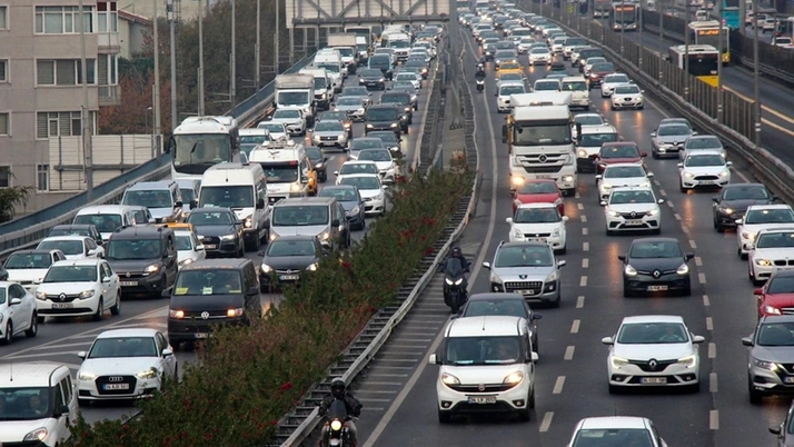 Araç sahipleri uygulama bugün başladı! Mayıs ayından sonra fiyatlar...