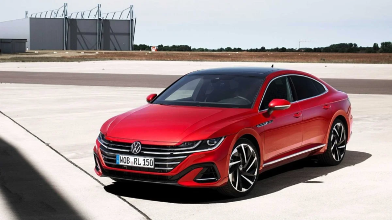 Beklenen oldu: Volkswagen Arteon'un üretimi sona erdi