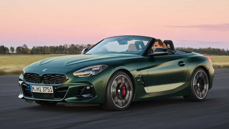 BMW Z4 M40i, 2024 yılında manuel vites opsiyonu ile sunulacak!