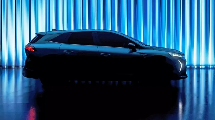 Renault, yeni SUV modelinin ismini açıkladı: Symbioz
