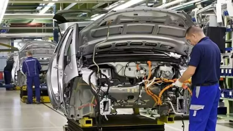 Otomotiv sektöründen 3,7 milyar dolarlık yan sanayi ürünü ihracatı