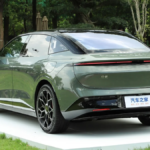 Dünyanın En Hızlı Şarj Olan Otomobili Zeekr 007 Tanıtıldı