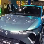 Renault Paris’te Perdeleri Açtı