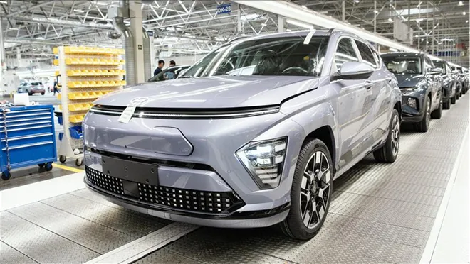 Hyundai elektrikli otomobil alana ücretsiz Tesla şarj adaptörü dağıtacak