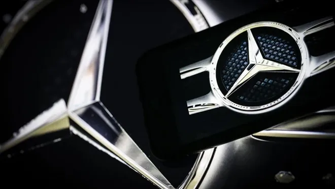 Alman devi Mercedes-Benz’ten kötü haber: 2025’te daha düşük gelir bekleniyor!