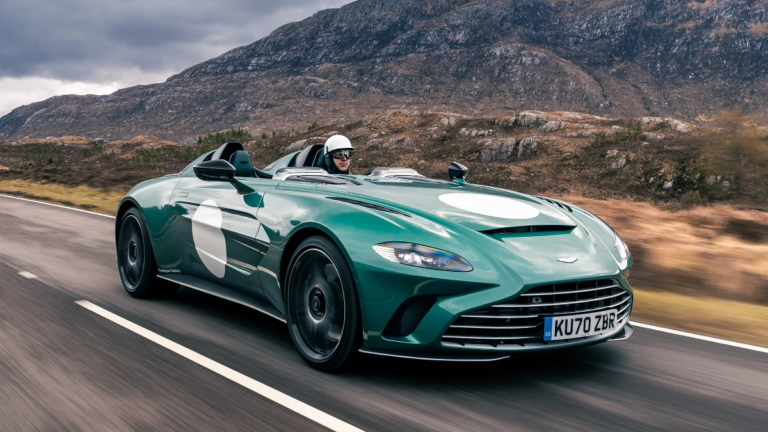 Aston Martin'den emisyon düzenlemesi: V12 motorun sonu geliyor