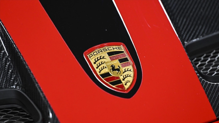 Porsche direksiyonu başka bir sektöre kırdı! Savunma sektörüne yatırım yapacak