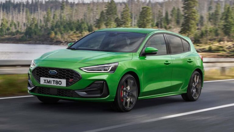 Ford'dan sedan ve hatchback hamlesi: Avrupa'da geri dönüş sinyali