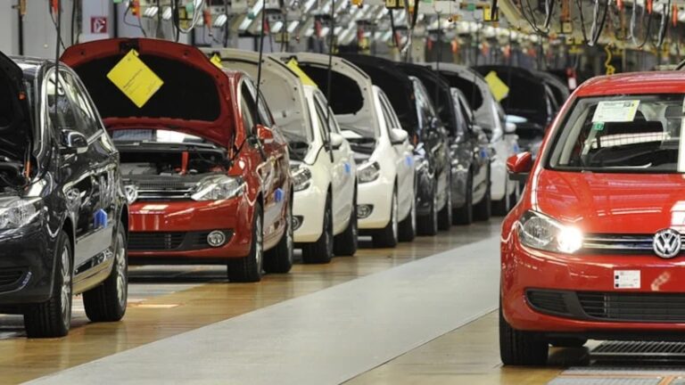 ABD ve Çin etkisi: Alman otomotiv sektörü zor günler geçiriyor