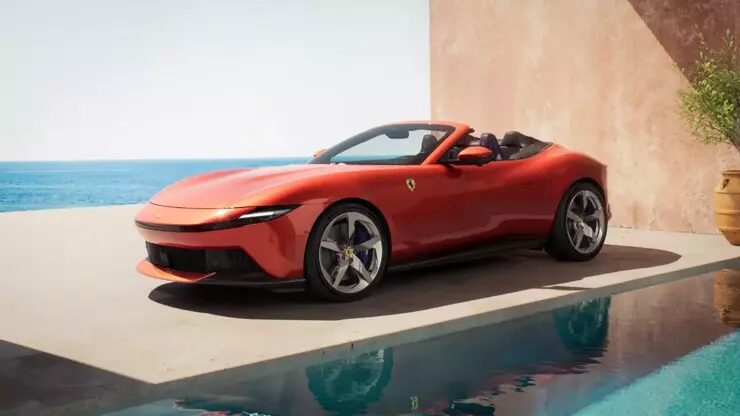 Ferrari'den yeni Spider geliyor