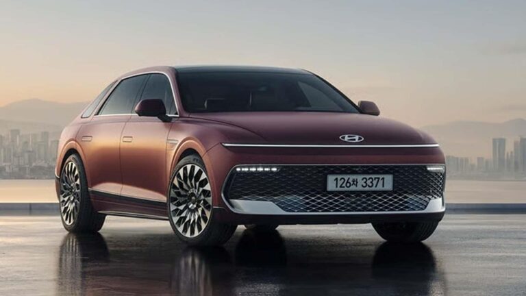 Hyundai'nin en lüks sedanı makyajlandı 2027 Hyundai Grandeur