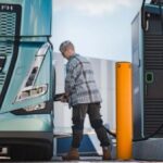 Volvo Nun Elektrikli Çekicisi Artık 700 Km Menzil Sunuyor