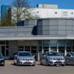 Otomotiv Devi, 79 Yıllık Fabrikasını Kapattı: Son Araçlar Açık Artırmada 4 Otomotiv Devi, 79 Yıllık Fabrikasını Kapattı Son Araçlar Açık Artırmada