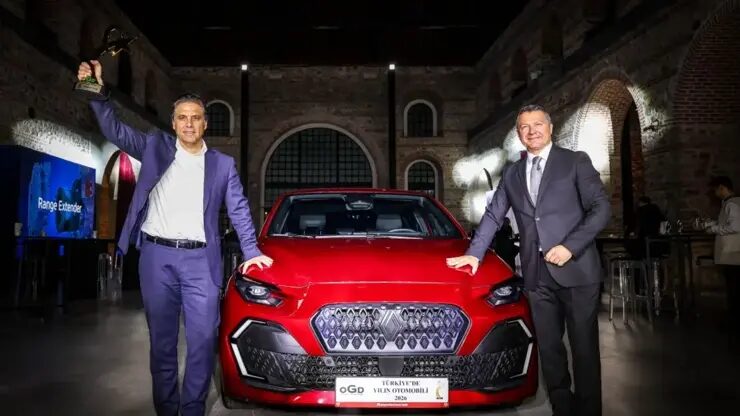 Türkiye’de “Yılın Otomobili” Renault Clio Seçildi