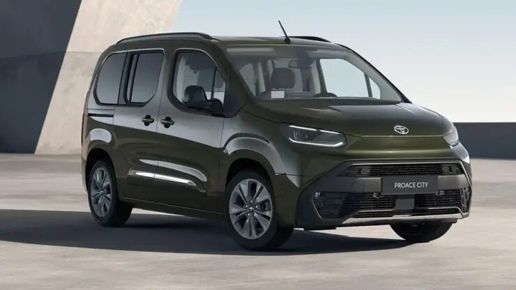 Toyota Proace City yollara çıktı