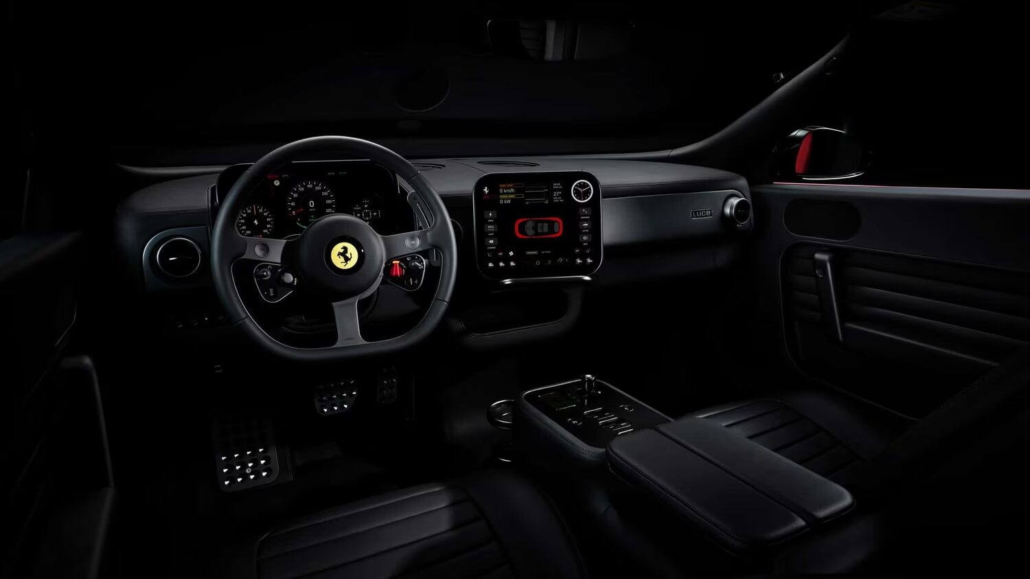 Çok Tartışılan Ferrari Luce Çin'De Satışa Çıktı 88 Adet Kontenjan Hemen Tükendi 3