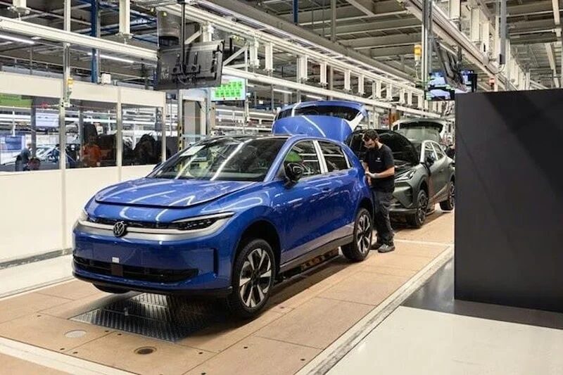 Volkswagen, Ucuz Elektrikli Otomobillerin Üretimine Başladı 1 Volkswagen, Ucuz Elektrikli Otomobillerin Üretimine Başladı-1