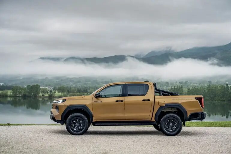 Yeni Toyota Hilux Ağustos’ta Türkiye’de-3