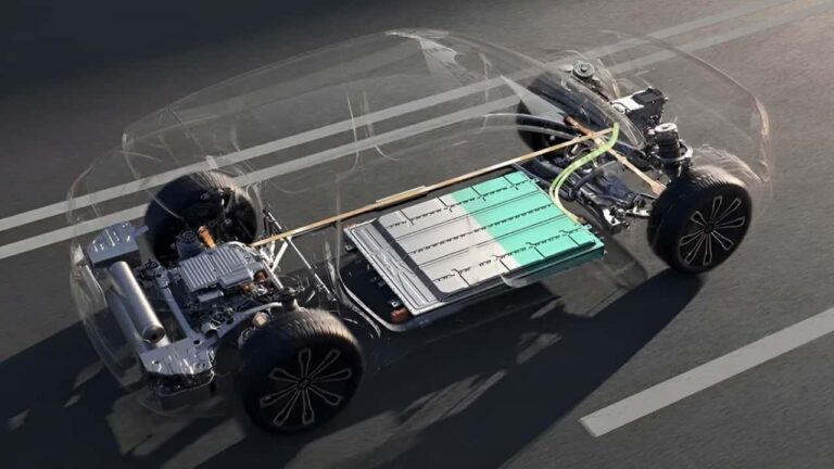 Çin'den Uzatılmış Menzilli Elektrikli Araçlara Sıkı Denetim Yeni Kurallar Devreye Giriyor