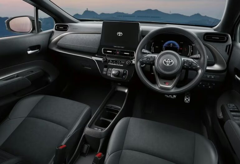 Toyota Aqua Gr Sport Tanıtıldı! Spor Görünüm, Düşük Tüketim 2