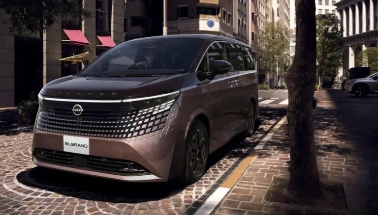 16 Yıl Sonra Gelen Değişiklik. Lüksün Sınırlarını Zorlayan Minivan Tanıtıldı