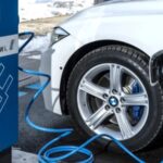 Bmw'Den Yangın Riski Uyarısı: Evlerin Yanına Park Etmeyin 3 Bmw Den Yangın Riski Uyarısı Evlerin Yanına Park Etmeyin