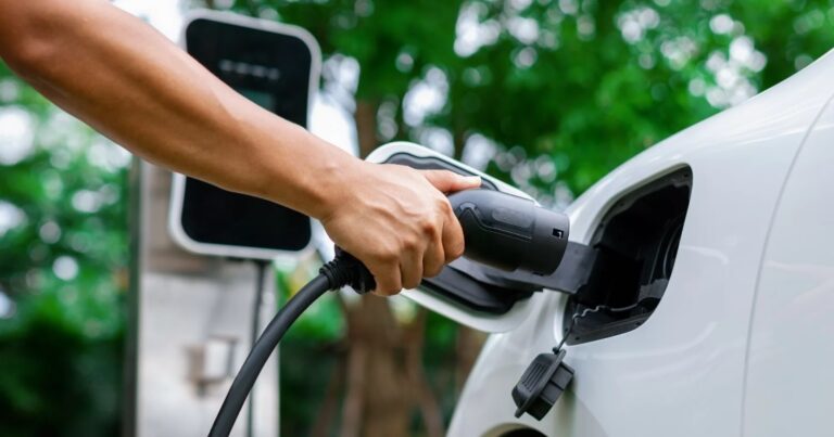 Araştırma Elektrikli Otomobil Fiyatları Reel Olarak Yüzde 18 Düştü