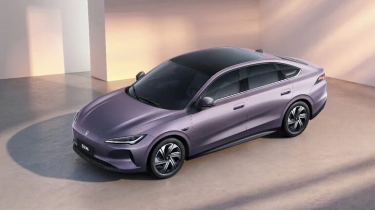 Jetta Dan Elektrikli Sedan Hamlesi Yeni Model Çin De Satışta