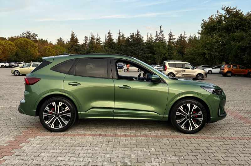 Ford Kuga 1.5 St Line Test Sürüşü Gerçekten Sınıfının En Eğlencelisi Mi 5