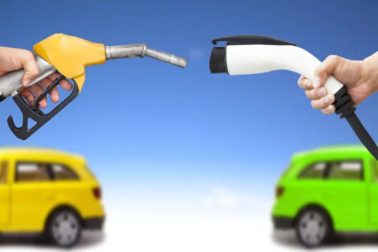Elektrikli Otomobiller Benzinlilerle Fiyat Farkını Kapatıyor