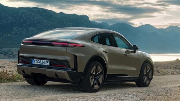 Porsche, Manuel Ve Otomatik Şanzımanı Tek Otomobilde Sunacak İşte Yeni Patent Başvurusu