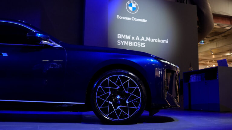Yeni BMW 7 Serisi, Contemporary Istanbul Da Boy Gösterdi