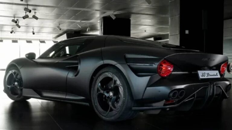 Sadece 1 Tane üretildi Alfa Romeo Nun Siyah İncisi Görücüye çıktı